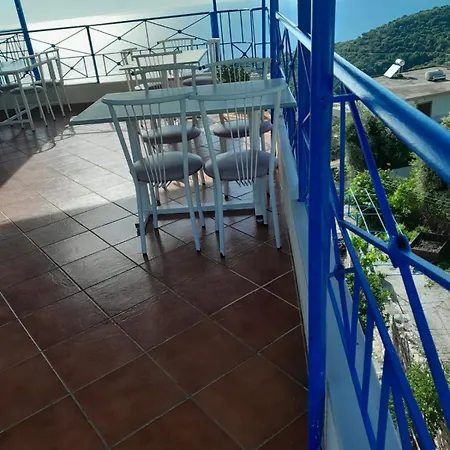 Mili Piqeras