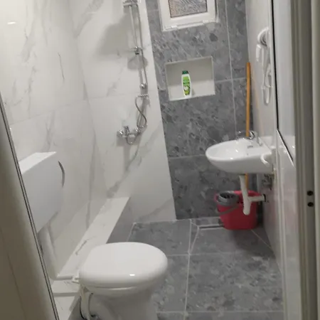 Mili Pensionat Piqeras
